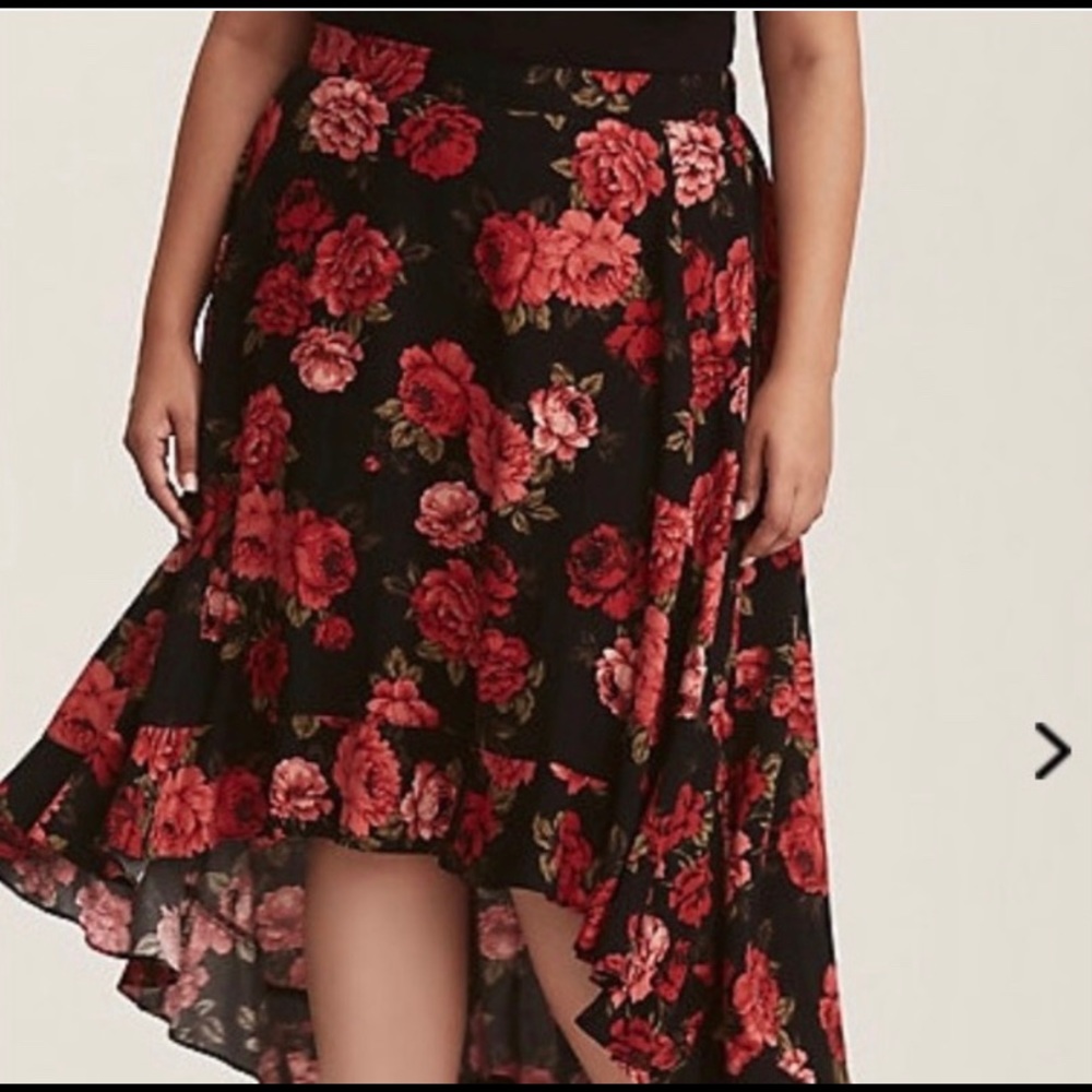 Torrid Hi-Low Floral Skirt 🌺